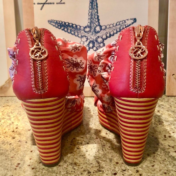 Zandra Rhodes Couture Wedges - Picture 6 of 11